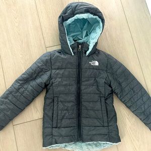 Girls size 6 Northface jacket